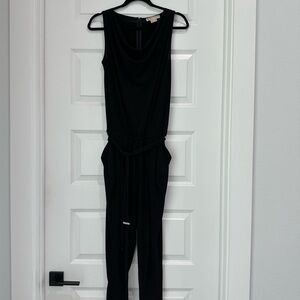 Elegant Black Sleeveless Jumpsuit